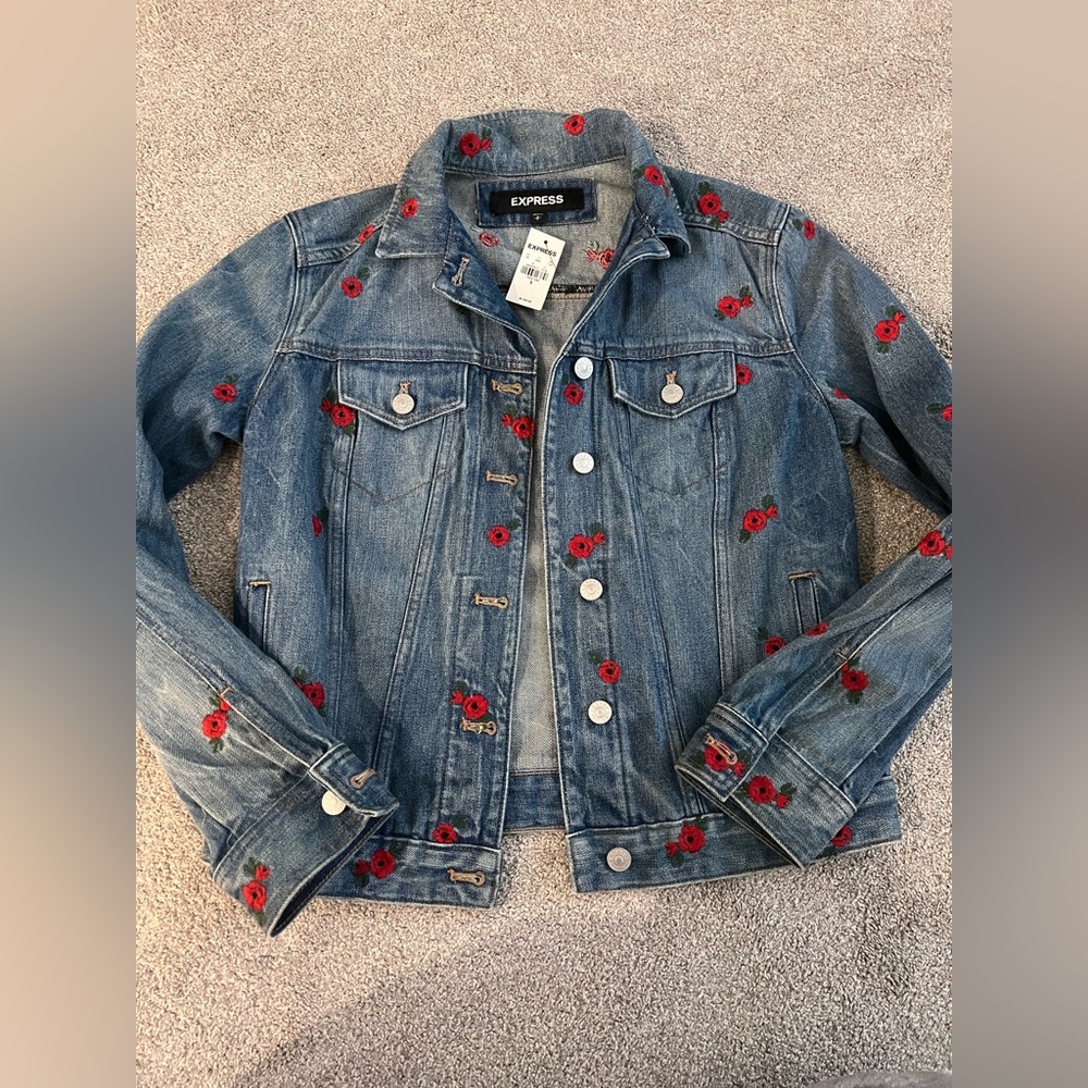Express denim jacket size small